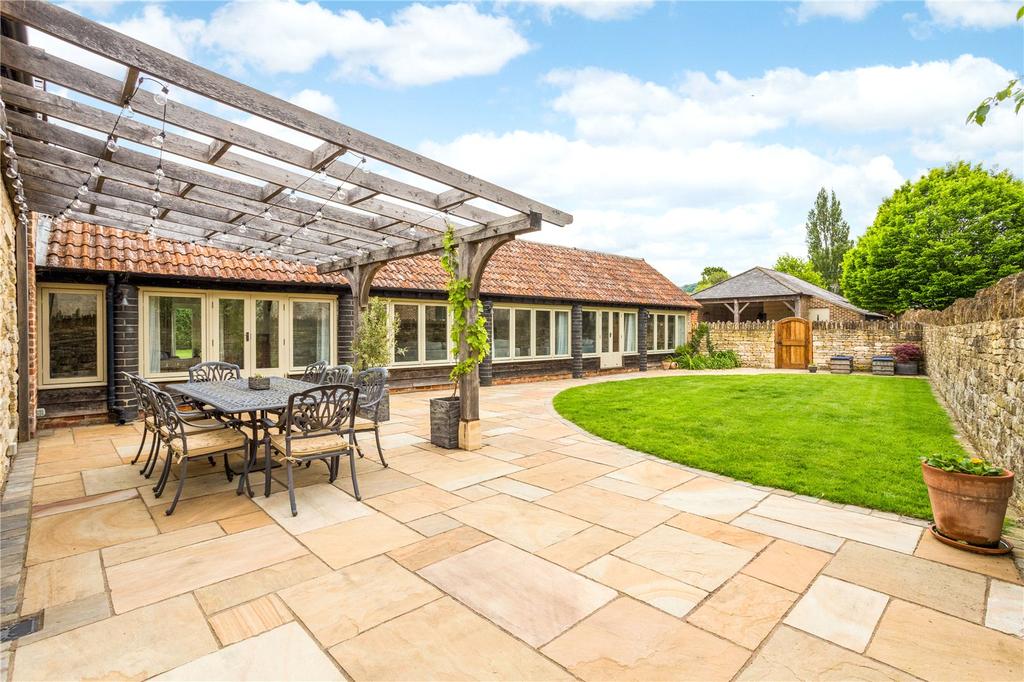 Little Haresfield, Standish, Stonehouse, Gloucestershire, GL10 4 bed