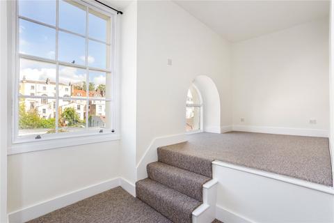 Second Floor Flat, 21 Royal York Crescent, Bristol, BS8 4JX