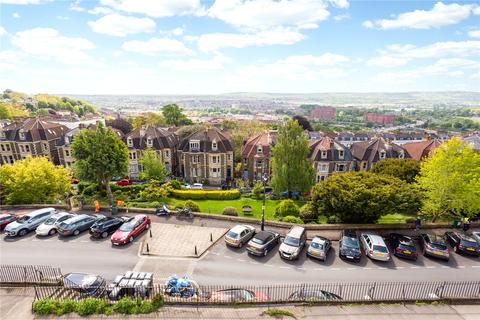 Second Floor Flat, 21 Royal York Crescent, Bristol, BS8 4JX