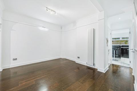 undefined, Annandale Road, Chiswick, London