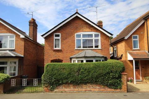 34 Harrogate Road, Caversham, Reading, RG4 7PN