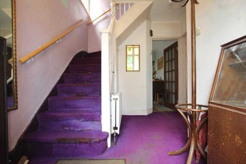 34 Harrogate Road, Caversham, Reading, RG4 7PN