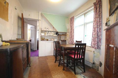 34 Harrogate Road, Caversham, Reading, RG4 7PN