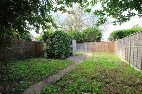 34 Harrogate Road, Caversham, Reading, RG4 7PN