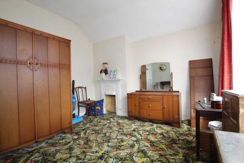 34 Harrogate Road, Caversham, Reading, RG4 7PN