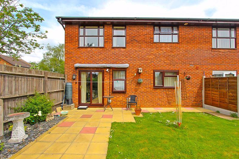 Cotswold Grove, Coppice Farm Est, Willenhall 2 bed apartment £110,000 Cotswold Grove, Coppice Farm Est, Willenhall 2 bed apartment £110,000