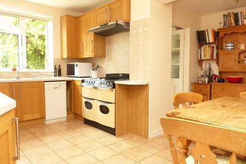 4 Carnwath Road, Sutton Coldfield, B73 6JP