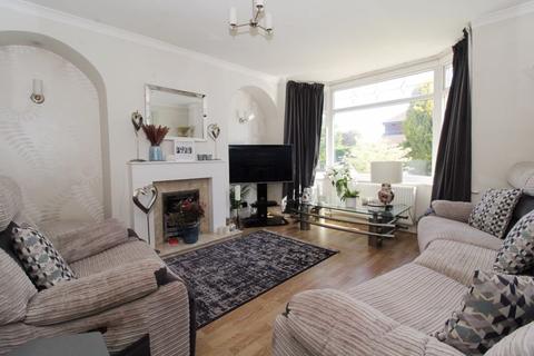 8 Fairway, Walsall, WS4 1RP