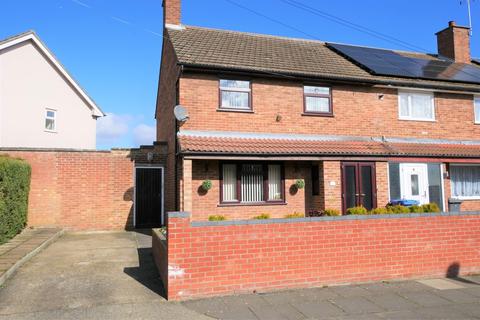 8 Moore Road, Ipswich, IP1 6NP