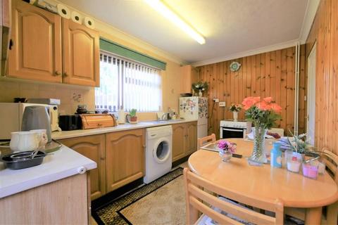 8 Moore Road, Ipswich, IP1 6NP