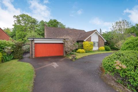 5 Cherry Orchard, Ashtead, KT21 1HS
