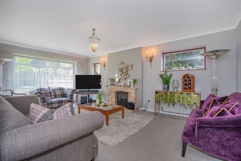 5 Cherry Orchard, Ashtead, KT21 1HS