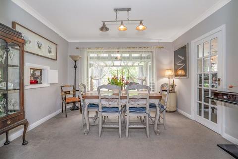 5 Cherry Orchard, Ashtead, KT21 1HS