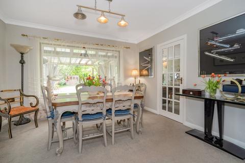 5 Cherry Orchard, Ashtead, KT21 1HS