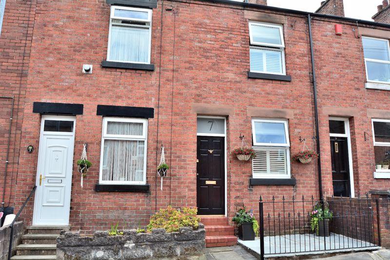 North Avenue, Leek 2 bed house £145,000