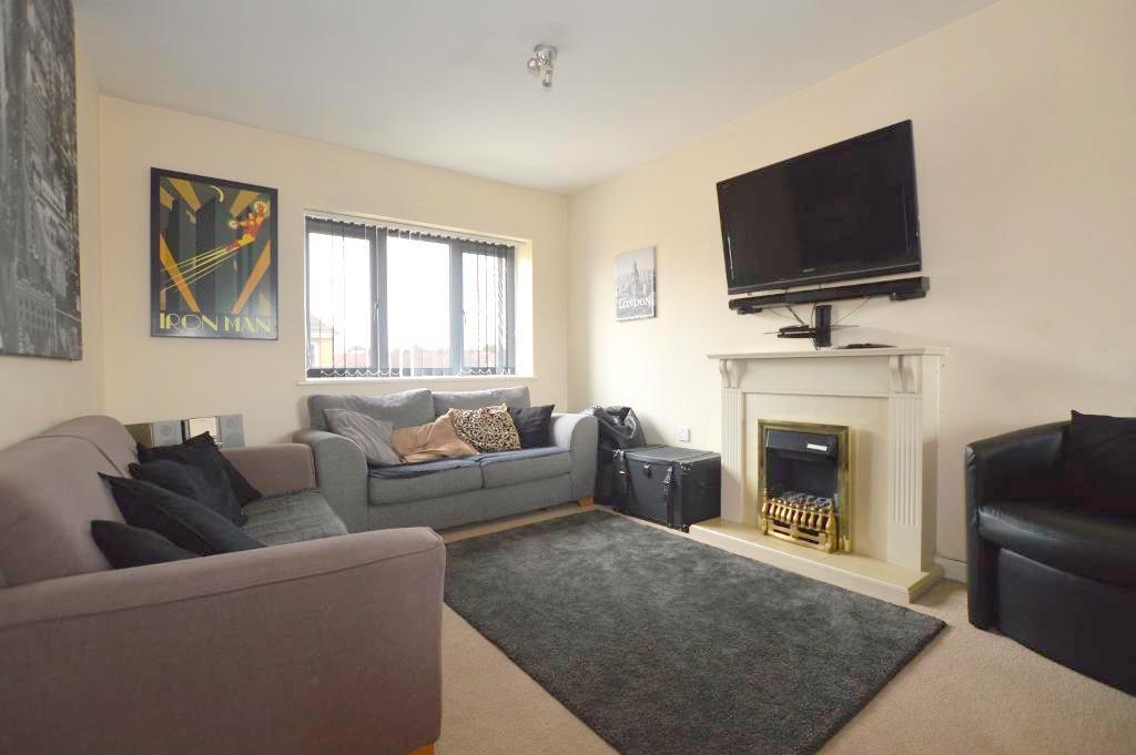 Linden Road, Leagrave, Luton, Bedfordshire, LU4 9GH 2 bed apartment £