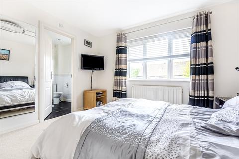 11 Barcote Close, Swindon, SN25 2BH