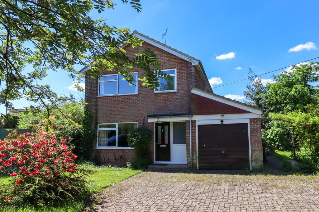South Road, Alresford 3 bed detached house - £595,000