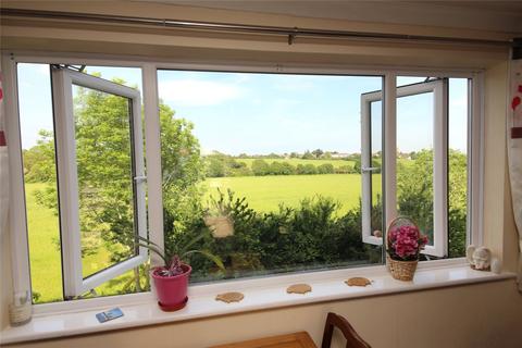 19 Finches Close, Corringham, Stanford-le-hope, SS17 9BX