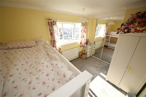 19 Finches Close, Corringham, Stanford-le-hope, SS17 9BX