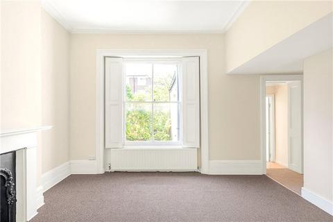 Ground Floor Flat, 15 Richborne Terrace, London, SW8 1AS