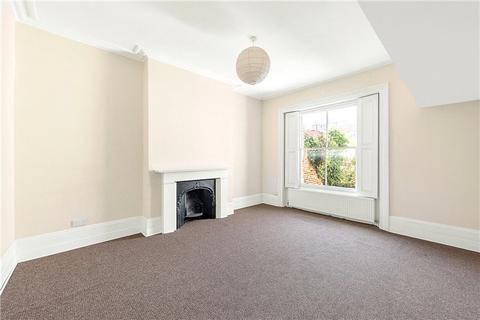 Ground Floor Flat, 15 Richborne Terrace, London, SW8 1AS