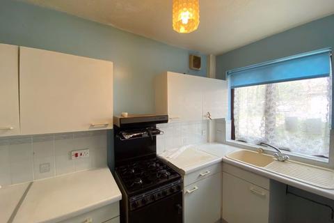 8 Applewood Drive, Gonerby Hill Foot, Grantham, NG31 8QN