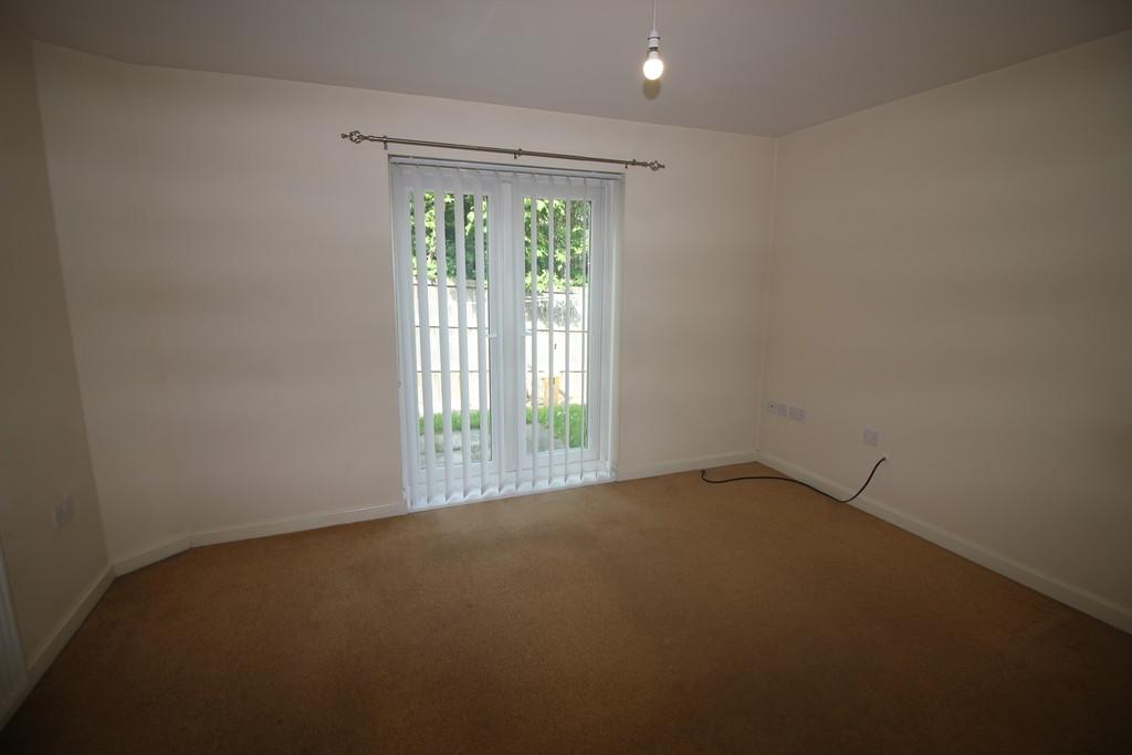 Newton Grange, Toronto, Auckland 2 bed semidetached house £