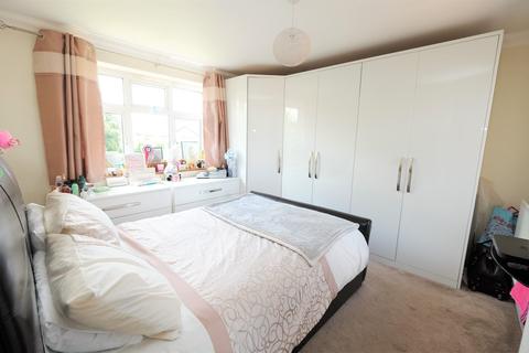 5 Brookmead Close, Orpington, BR5 2BB