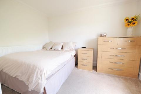 5 Brookmead Close, Orpington, BR5 2BB