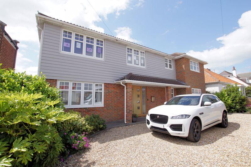 Portsmouth Road, LeeOnTheSolent 5 bed detached house £610,000