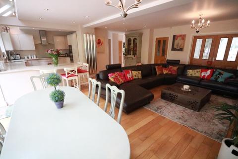 23 Browns Coppice Avenue, Solihull, B91 1PL