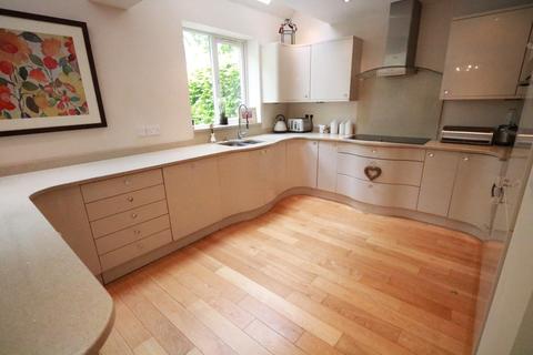 23 Browns Coppice Avenue, Solihull, B91 1PL