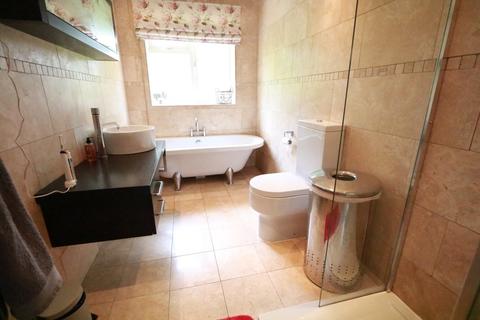 23 Browns Coppice Avenue, Solihull, B91 1PL