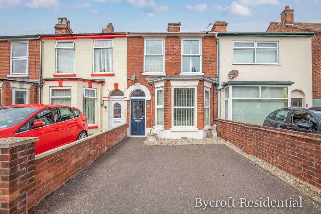 Churchill Road Great Yarmouth 3 Bed Terraced House £150 000