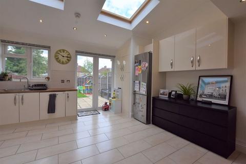 46 Bolton Road, Harrow, HA1 4SA