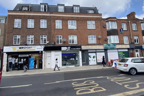 3 bedroom flat to rent, Wimbledon Park Road, Southfields, London SW19 6NL