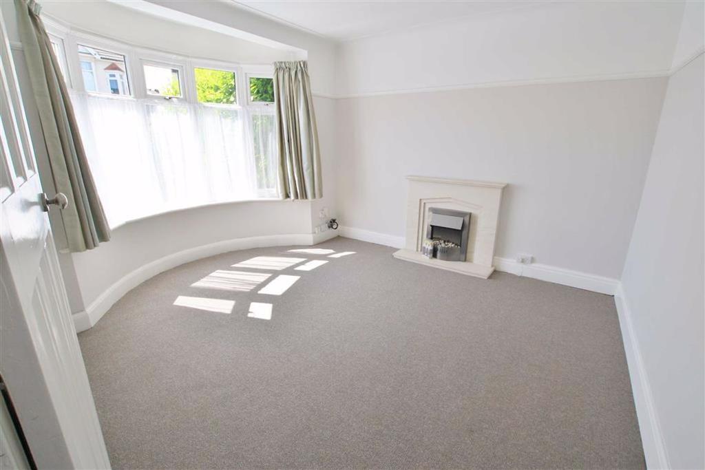 Westbury Road, Southend On Sea, Essex 3 bed end of terrace house £