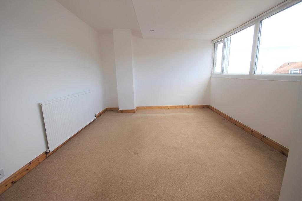 Bedroom 1 (1st Floor)