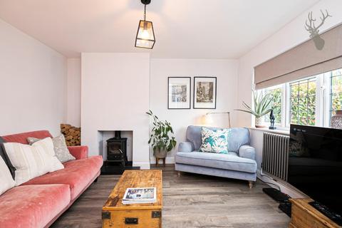107 Centre Drive, Epping, CM16 4JD