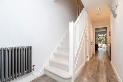 107 Centre Drive, Epping, CM16 4JD