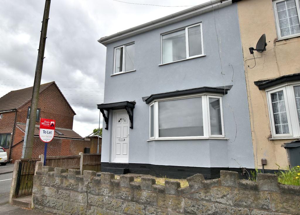 Black Lake, West Bromwich, B70 0PP 3 bed terraced house £825 pcm (£