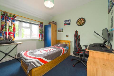 67 Pams Way, Epsom, KT19 0HG
