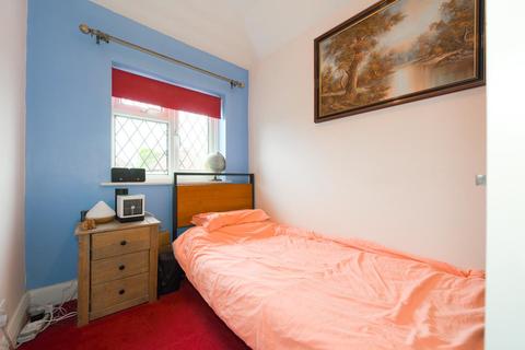 67 Pams Way, Epsom, KT19 0HG