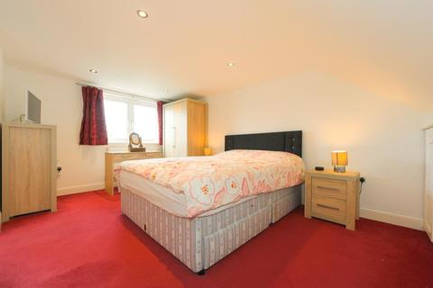 67 Pams Way, Epsom, KT19 0HG