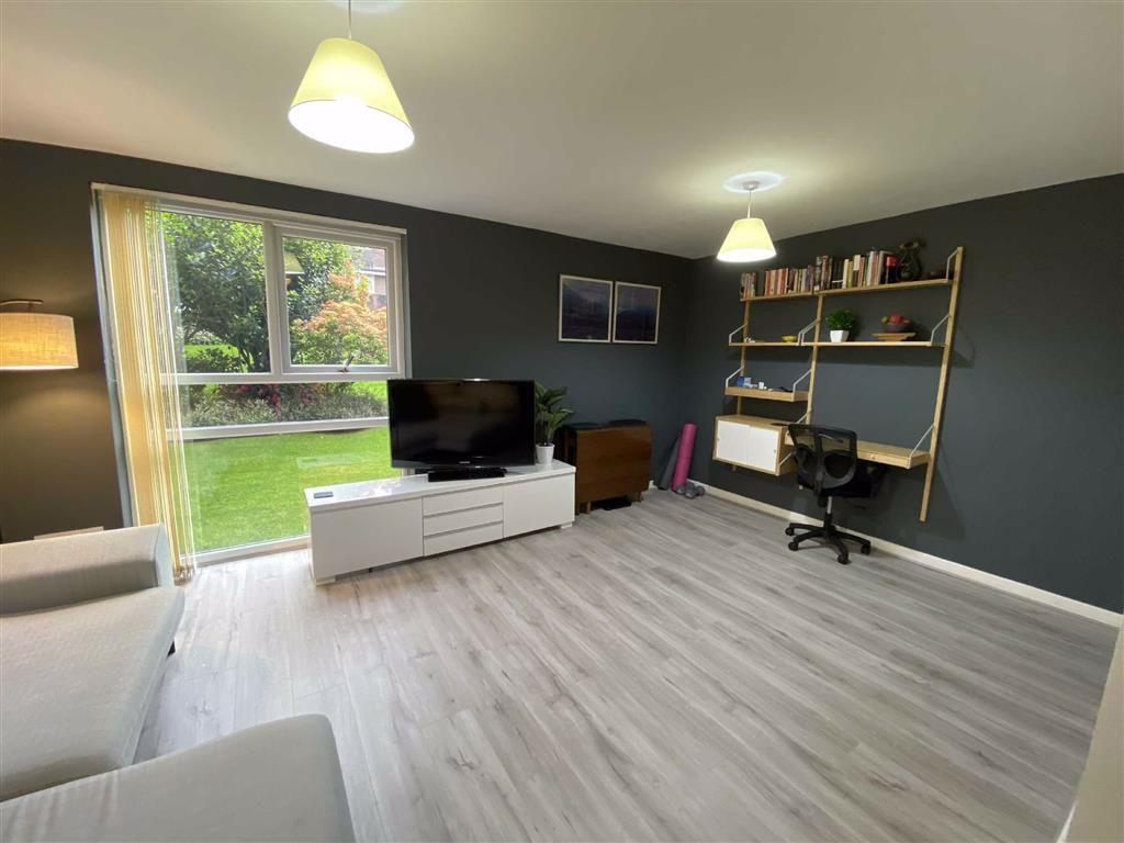 Ashfell Court, Edge Lane, Chorlton 2 bed flat £190,000