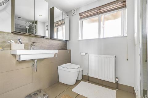 31 Ditton Road, Surbiton, KT6 6RE