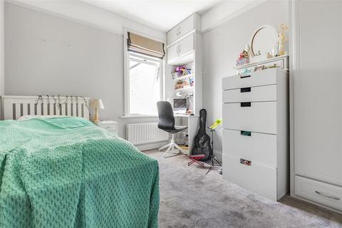 31 Ditton Road, Surbiton, KT6 6RE
