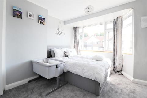 32 Sunland Avenue, Bexleyheath, DA6 8LP