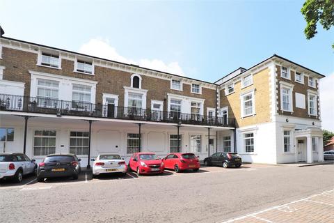 32 St Josephs Court Woolwich Road, London, SE2 0AU